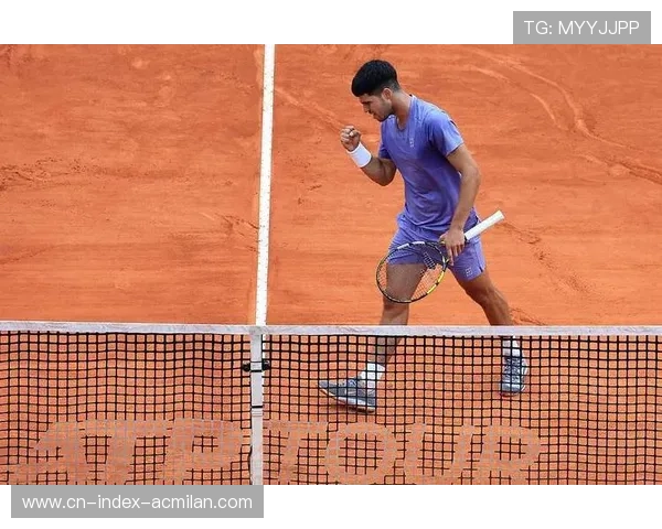 德米纳尔再次倒在阿卡拍下!对战5连败引热议 德米纳尔再次倒在阿卡拍下!对战5连败引热议