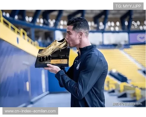 C罗自嘲被嘘：越喷我越强！传奇的逆袭之路