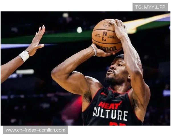 巴特勒底线突破造出机会，热火连续取分