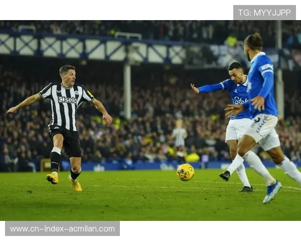 纽卡斯尔的失利:埃迪豪的战术部署有待商榷,纽卡斯尔vs埃弗顿聚胜顽球汇 纽卡斯尔的失利:埃迪豪的战术部署有待商榷,纽卡斯尔vs埃弗顿聚胜顽球汇
